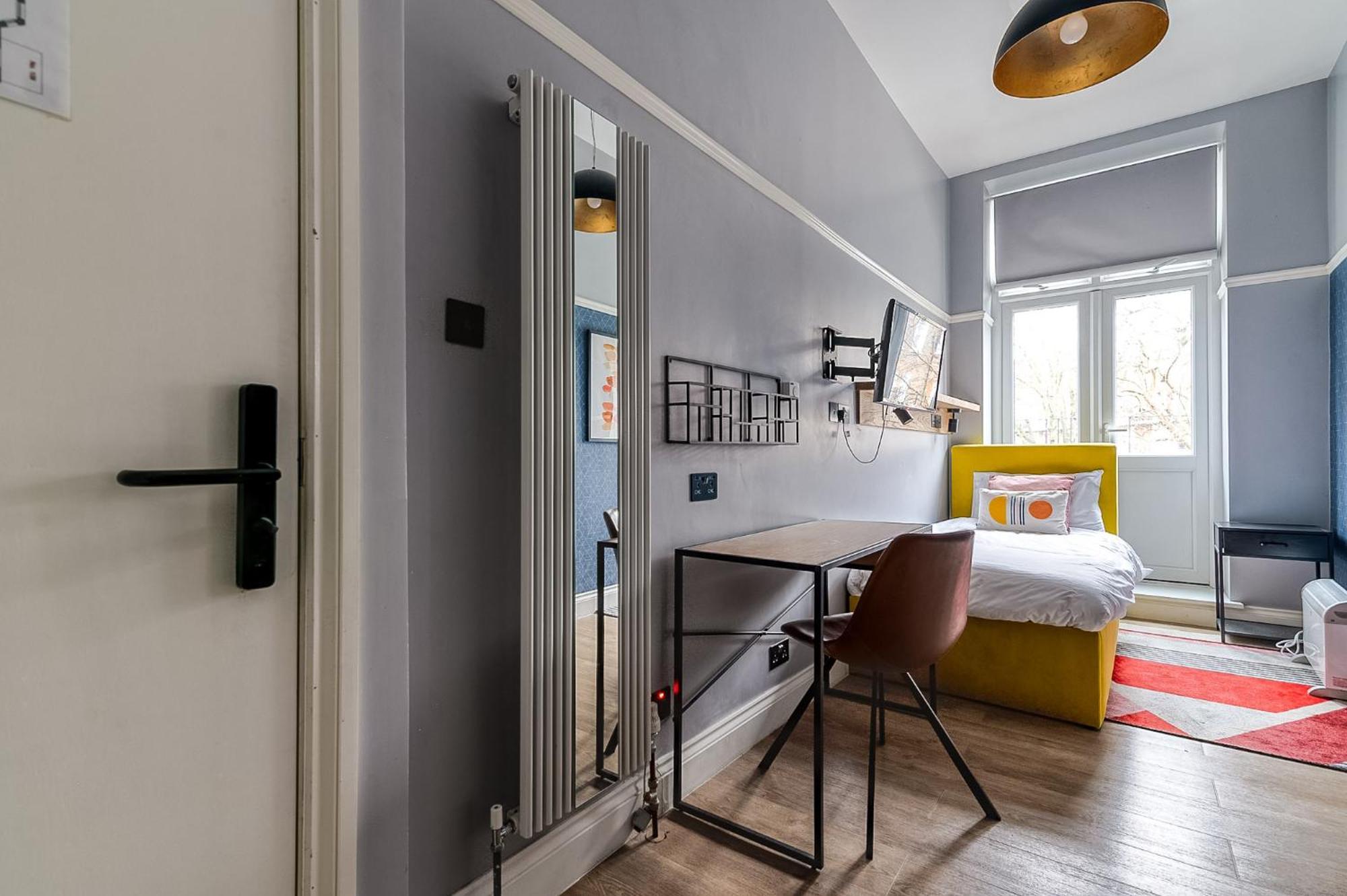 Kensington Rooms - Warwick Road ロンドン 部屋 写真
